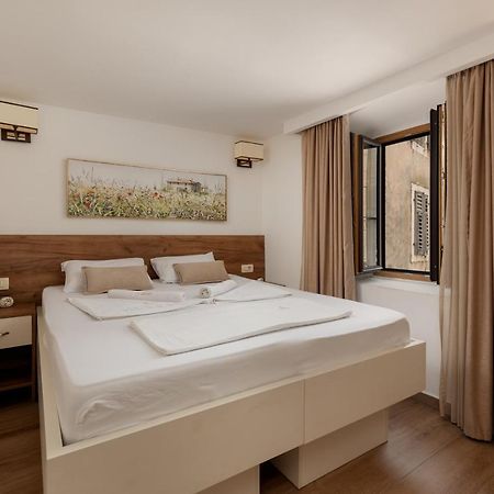 Apartment Amigo Old Town Kotor Exteriér fotografie