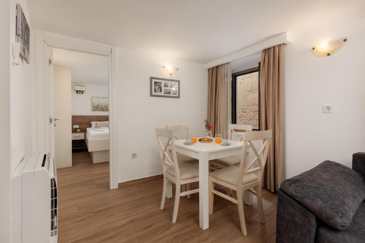 Apartment Amigo Old Town Kotor Exteriér fotografie